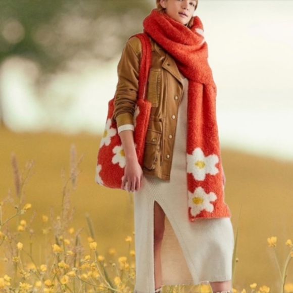 ✨HP X 5✨ FP FLOWER POWER CARRY ON SCARF SET - Picture 2 of 16